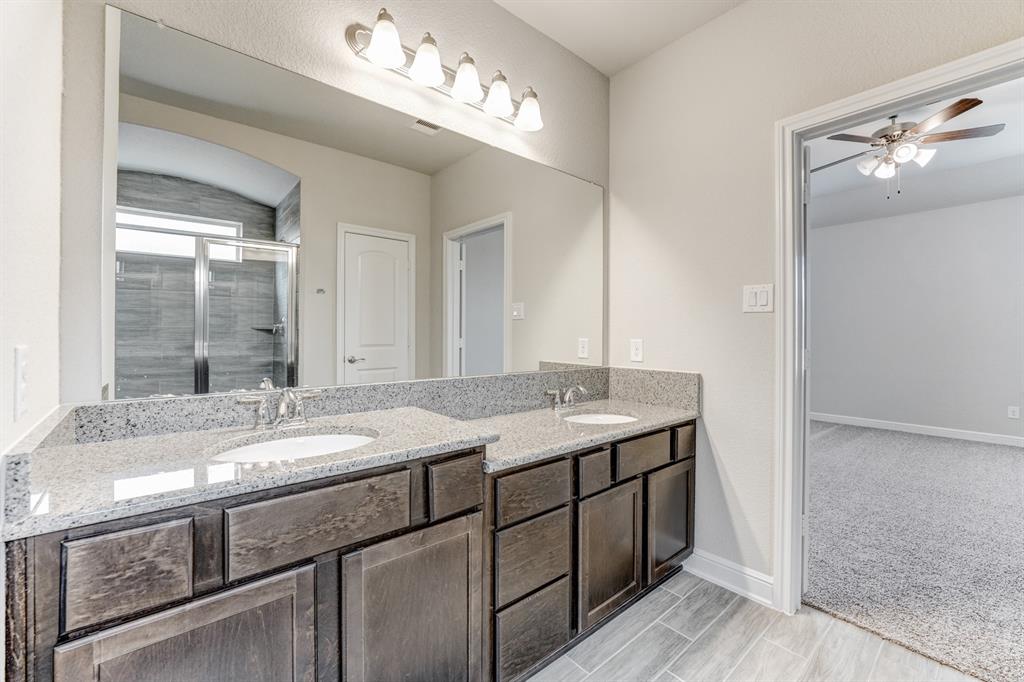 13118 1 Chateau Landing Drive, Texas City, Texas 77568, 4 Bedrooms Bedrooms, 12 Rooms Rooms,2 BathroomsBathrooms,Single-family,For Sale,Chateau Landing,53316300