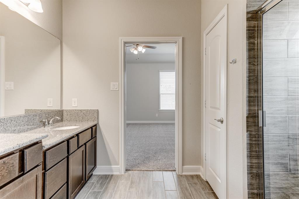 13118 1 Chateau Landing Drive, Texas City, Texas 77568, 4 Bedrooms Bedrooms, 12 Rooms Rooms,2 BathroomsBathrooms,Single-family,For Sale,Chateau Landing,53316300