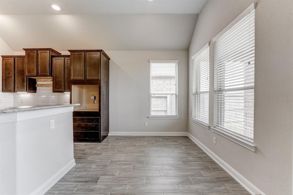 13118 1 Chateau Landing Drive, Texas City, Texas 77568, 4 Bedrooms Bedrooms, 12 Rooms Rooms,2 BathroomsBathrooms,Single-family,For Sale,Chateau Landing,53316300