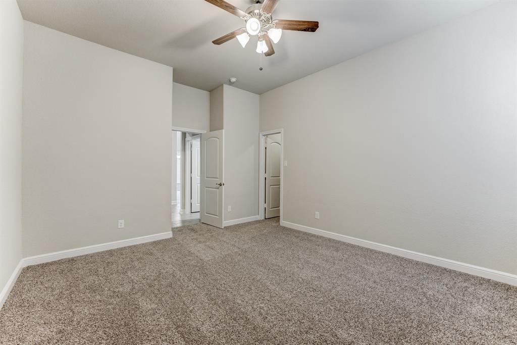 13118 1 Chateau Landing Drive, Texas City, Texas 77568, 4 Bedrooms Bedrooms, 12 Rooms Rooms,2 BathroomsBathrooms,Single-family,For Sale,Chateau Landing,53316300