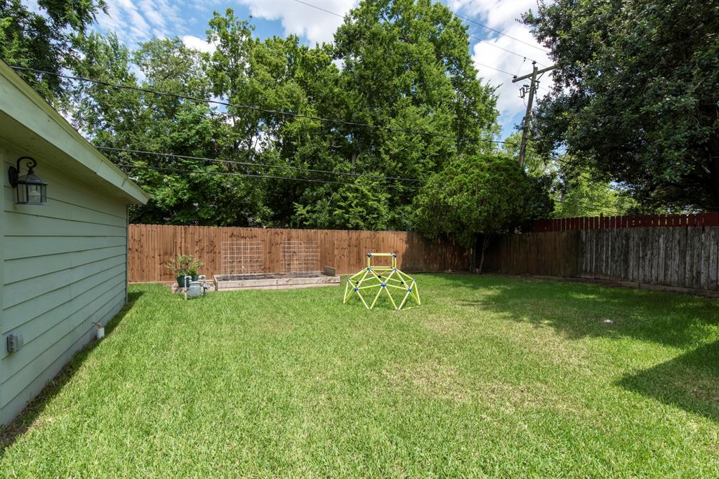 11111 1 Atwell Drive, Houston, Texas 77096, 3 Bedrooms Bedrooms, 10 Rooms Rooms,2 BathroomsBathrooms,Single-family,For Sale,Atwell,30701765