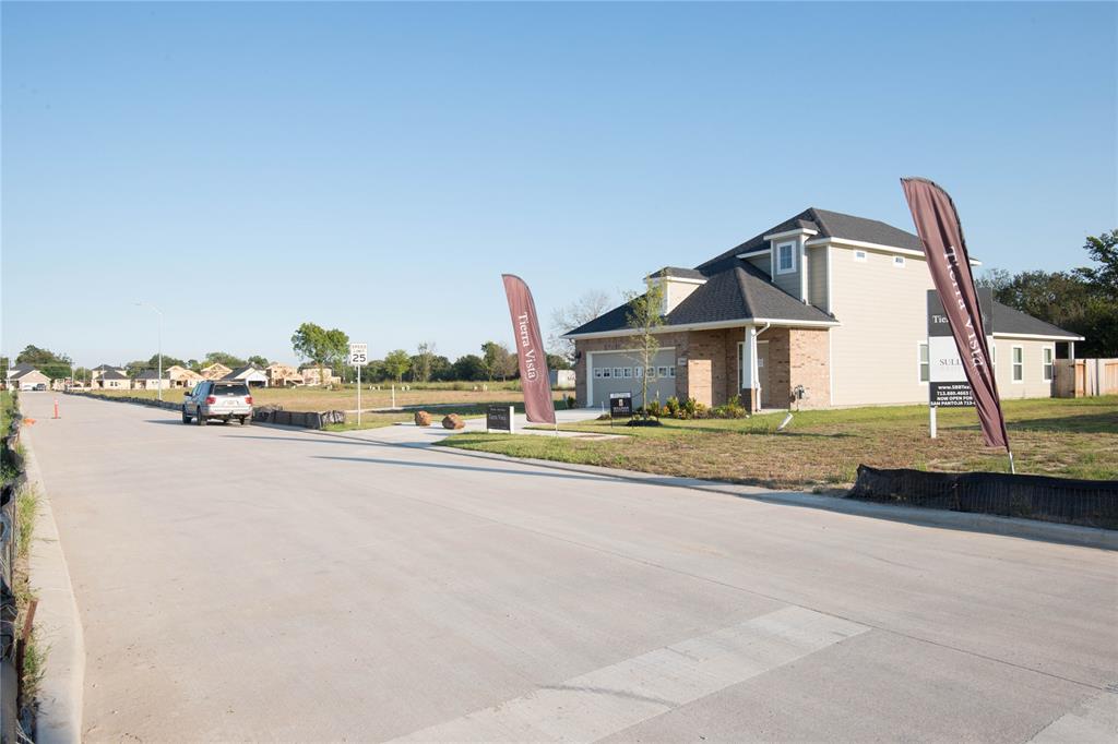 11920 2 Blue Crab Lane, Houston, Texas 77034, 4 Bedrooms Bedrooms, 7 Rooms Rooms,2 BathroomsBathrooms,Single-family,For Sale,Blue Crab,63041099