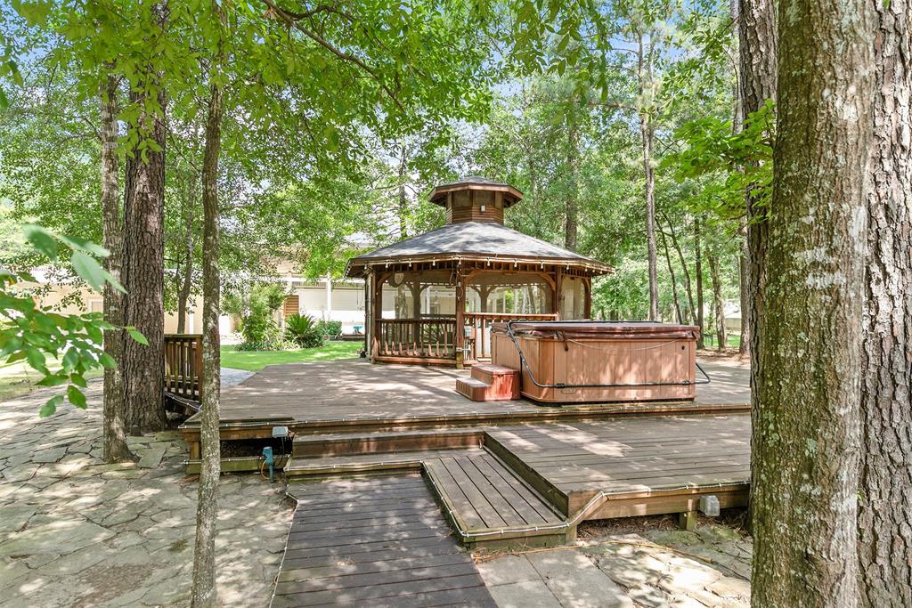 23945 3 Majestic Forest, New Caney, Texas 77357, 7 Bedrooms Bedrooms, 22 Rooms Rooms,4 BathroomsBathrooms,Country Homes/acreage,For Sale,Majestic Forest,18177168