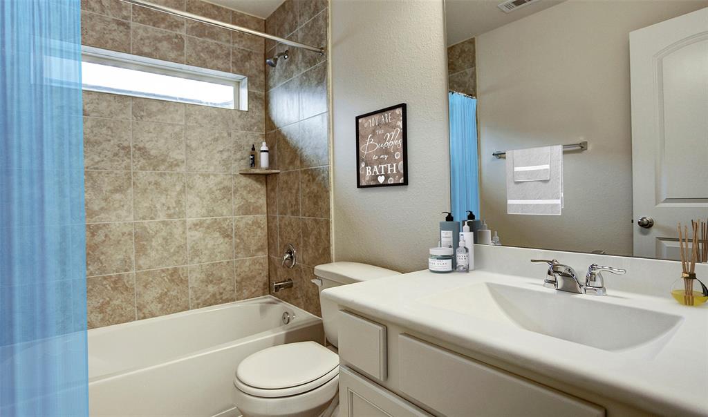 2930 2 Close Reach Road, Manvel, Texas 77578, 5 Bedrooms Bedrooms, 15 Rooms Rooms,3 BathroomsBathrooms,Single-family,For Sale,Close Reach,79512198