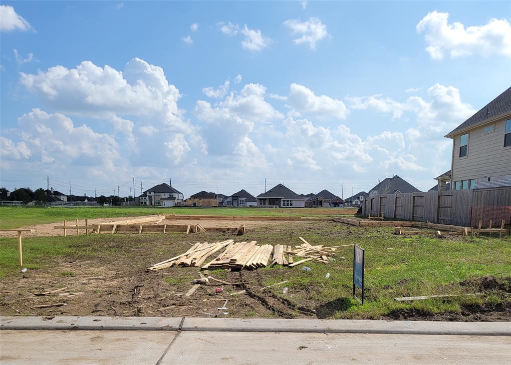 2930 2 Close Reach Road, Manvel, Texas 77578, 5 Bedrooms Bedrooms, 15 Rooms Rooms,3 BathroomsBathrooms,Single-family,For Sale,Close Reach,79512198