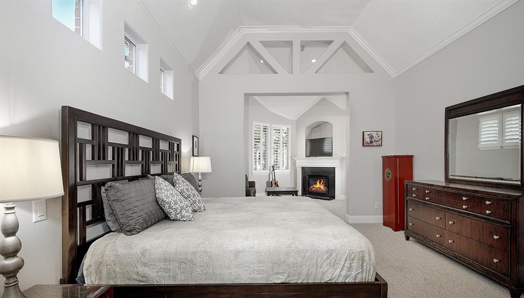 102 2 Player Oaks Place, The Woodlands, Texas 77382, 5 Bedrooms Bedrooms, 14 Rooms Rooms,3 BathroomsBathrooms,Single-family,For Sale,Player Oaks,77008492