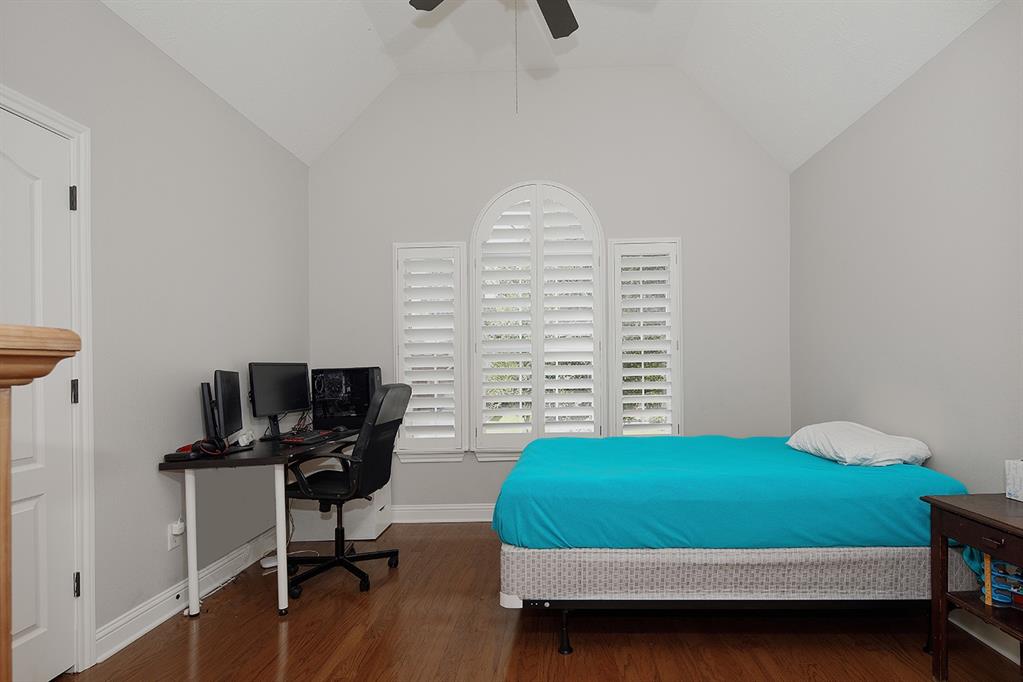 102 2 Player Oaks Place, The Woodlands, Texas 77382, 5 Bedrooms Bedrooms, 14 Rooms Rooms,3 BathroomsBathrooms,Single-family,For Sale,Player Oaks,77008492