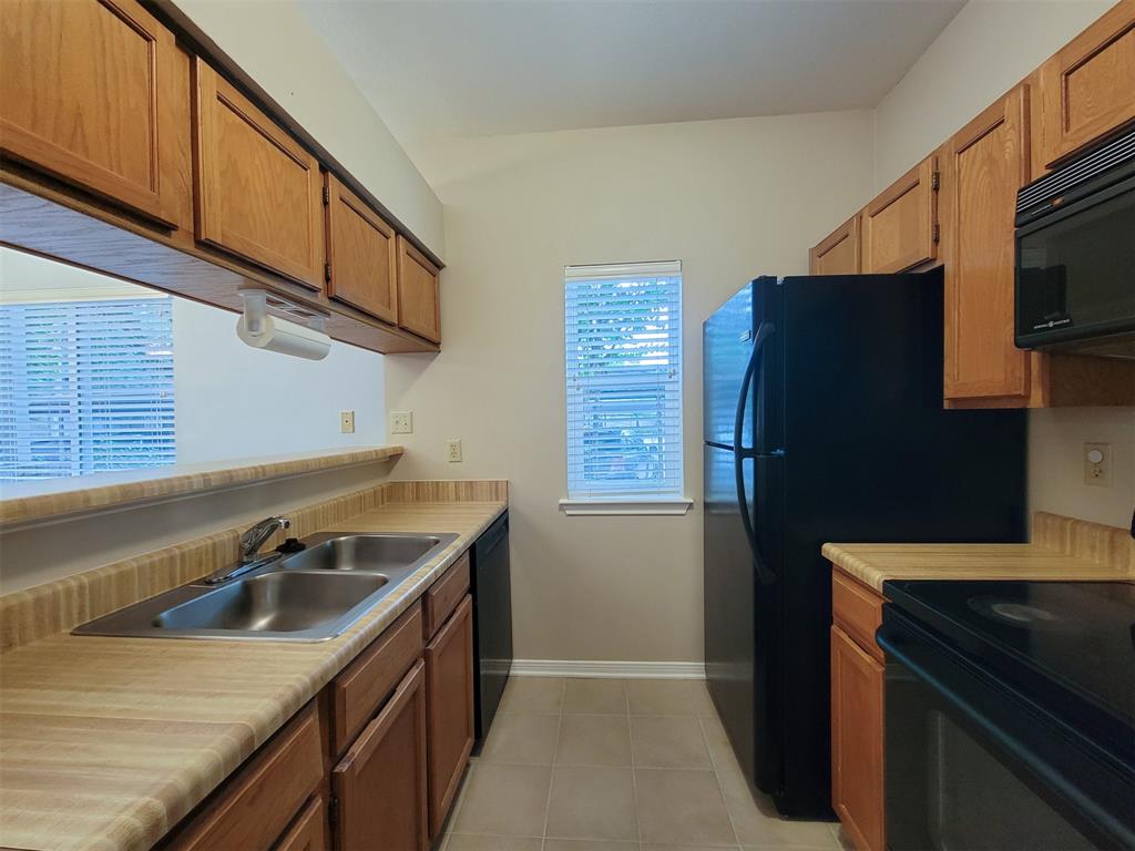 3500 Tangle Brush Drive Drive 213, The Woodlands, TX 77381