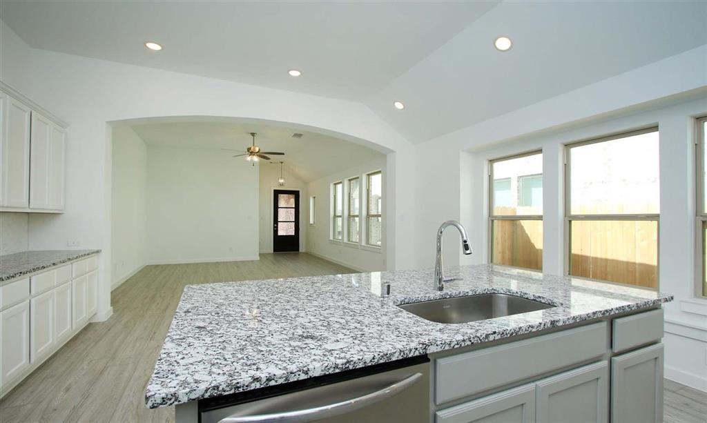 12606 1 Walnut Orchard Drive, Houston, Texas 77066, 3 Bedrooms Bedrooms, 3 Rooms Rooms,2 BathroomsBathrooms,Single-family,For Sale,Walnut Orchard Drive,53640685