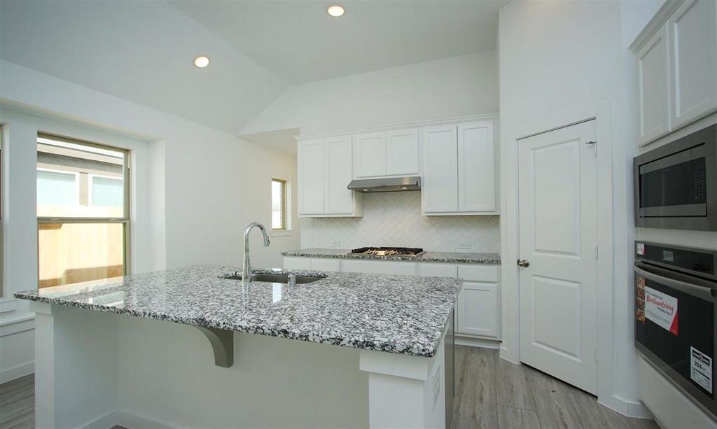 12606 1 Walnut Orchard Drive, Houston, Texas 77066, 3 Bedrooms Bedrooms, 3 Rooms Rooms,2 BathroomsBathrooms,Single-family,For Sale,Walnut Orchard Drive,53640685