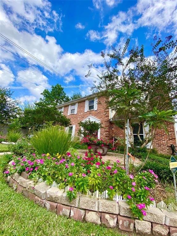 830 2 Thornwick Drive, Houston, Texas 77079, 4 Bedrooms Bedrooms, 6 Rooms Rooms,2 BathroomsBathrooms,Single-family,For Sale,Thornwick,93530211