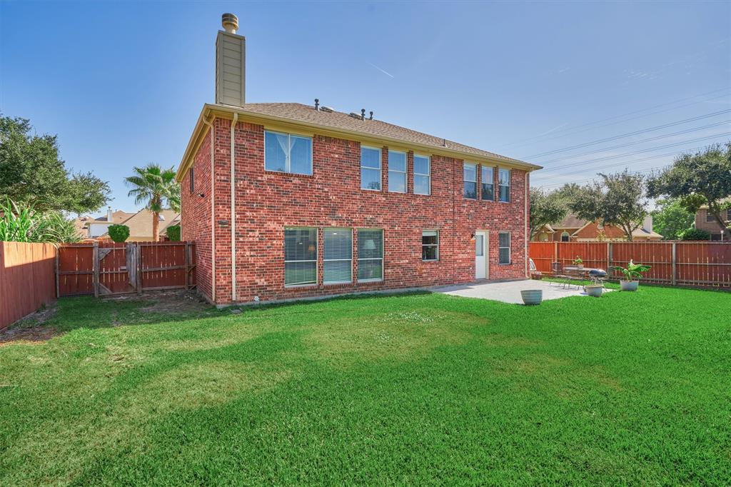 6038 2 FOREST PLAZA Court, Houston, Texas 77066, 5 Bedrooms Bedrooms, 10 Rooms Rooms,2 BathroomsBathrooms,Single-family,For Sale,FOREST PLAZA,65866853