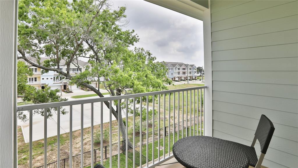 2719 2 Veranda Falls, League City, Texas 77573, 2 Bedrooms Bedrooms, 6 Rooms Rooms,2 BathroomsBathrooms,Townhouse/condo,For Sale,Veranda,10264068