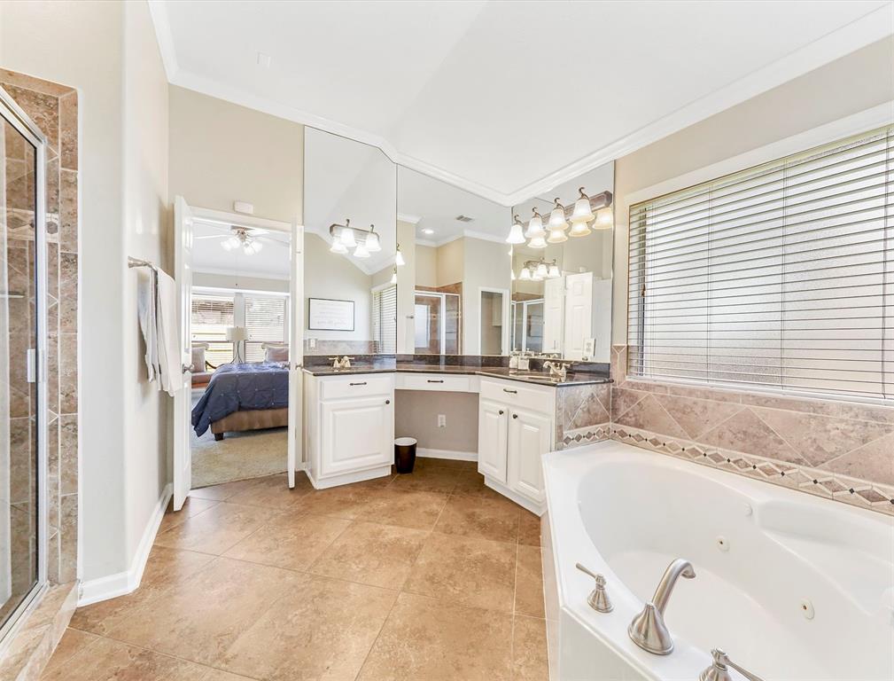 13831 2 Turning Spring Lane, Houston, Texas 77044, 4 Bedrooms Bedrooms, 8 Rooms Rooms,3 BathroomsBathrooms,Single-family,For Sale,Turning Spring,80676667