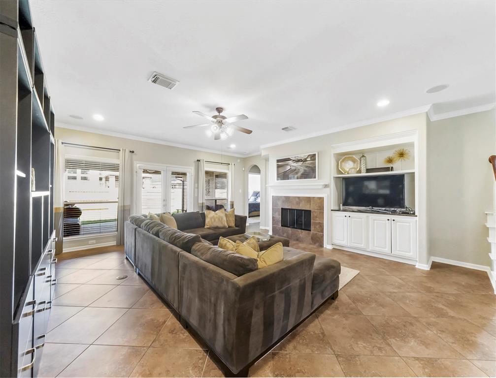 13831 2 Turning Spring Lane, Houston, Texas 77044, 4 Bedrooms Bedrooms, 8 Rooms Rooms,3 BathroomsBathrooms,Single-family,For Sale,Turning Spring,80676667
