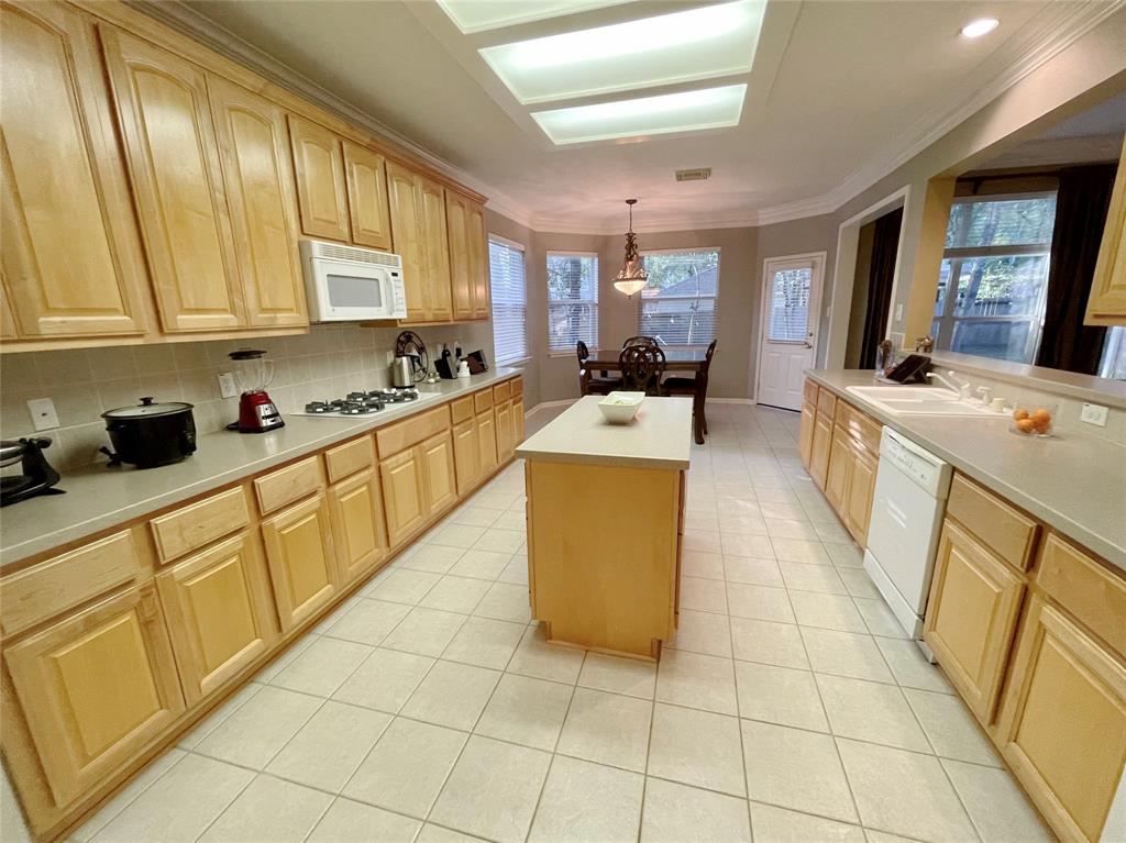 34 2 Latticeleaf Place, The Woodlands, Texas 77382, 4 Bedrooms Bedrooms, 4 Rooms Rooms,3 BathroomsBathrooms,Single-family,For Sale,Latticeleaf,65411740