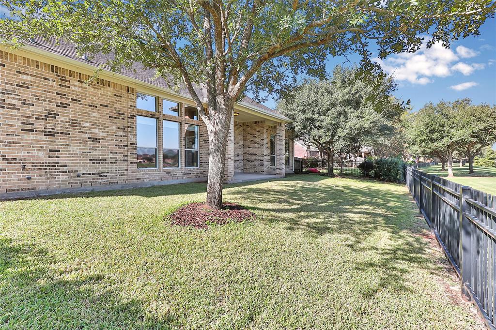 21314 1 Shawnee Park Drive, Richmond, Texas 77406, 4 Bedrooms Bedrooms, 11 Rooms Rooms,3 BathroomsBathrooms,Single-family,For Sale,Shawnee Park,44204736