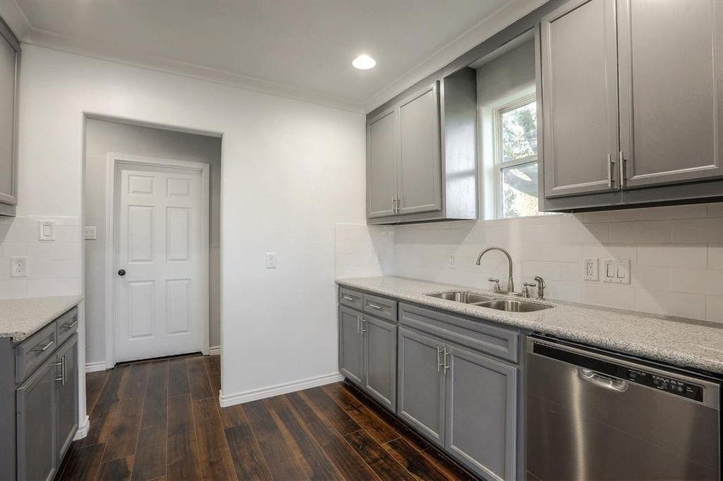 908 1 Kelley Street, Houston, Texas 77009, 3 Bedrooms Bedrooms, 5 Rooms Rooms,2 BathroomsBathrooms,Single-family,For Sale,Kelley,51404722