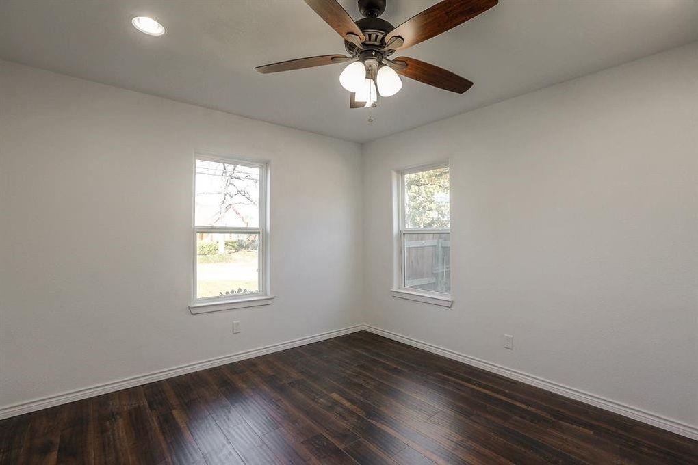 908 1 Kelley Street, Houston, Texas 77009, 3 Bedrooms Bedrooms, 5 Rooms Rooms,2 BathroomsBathrooms,Single-family,For Sale,Kelley,51404722