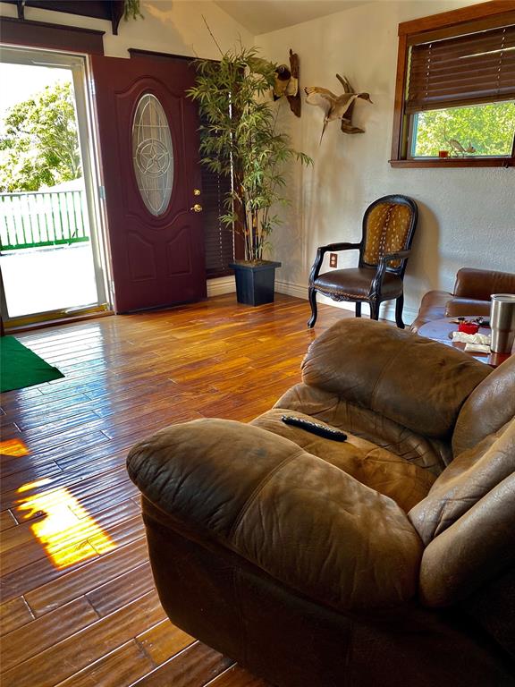 2325/2323 2 Westward Avenue, La Marque, Texas 77568, 1 Bedroom Bedrooms, 6 Rooms Rooms,1 BathroomBathrooms,Single-family,For Sale,Westward,77708733