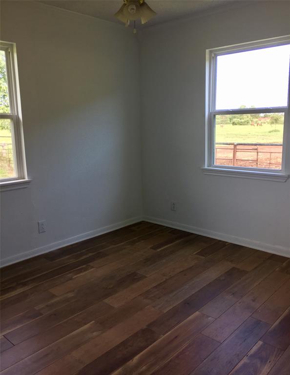 2325/2323 2 Westward Avenue, La Marque, Texas 77568, 1 Bedroom Bedrooms, 6 Rooms Rooms,1 BathroomBathrooms,Single-family,For Sale,Westward,77708733