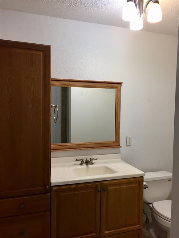 2325/2323 2 Westward Avenue, La Marque, Texas 77568, 1 Bedroom Bedrooms, 6 Rooms Rooms,1 BathroomBathrooms,Single-family,For Sale,Westward,77708733