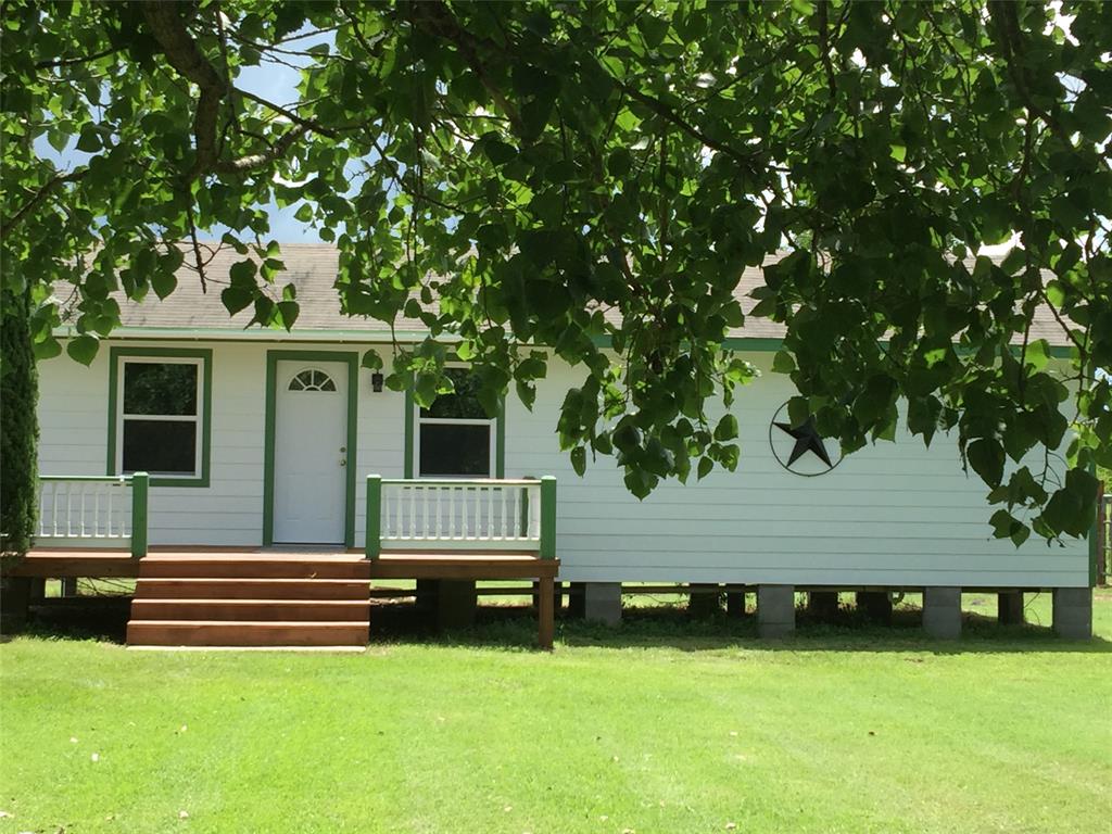 2325/2323 2 Westward Avenue, La Marque, Texas 77568, 1 Bedroom Bedrooms, 6 Rooms Rooms,1 BathroomBathrooms,Single-family,For Sale,Westward,77708733