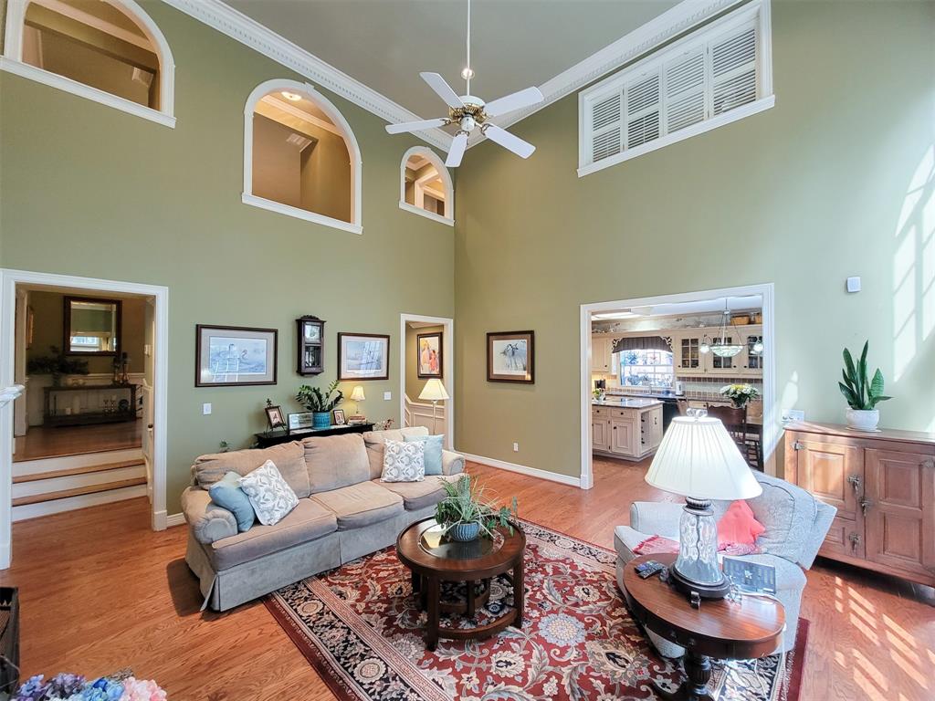 2018 2 Island Oak Street, Houston, Texas 77062, 4 Bedrooms Bedrooms, 10 Rooms Rooms,3 BathroomsBathrooms,Single-family,For Sale,Island Oak,55029896