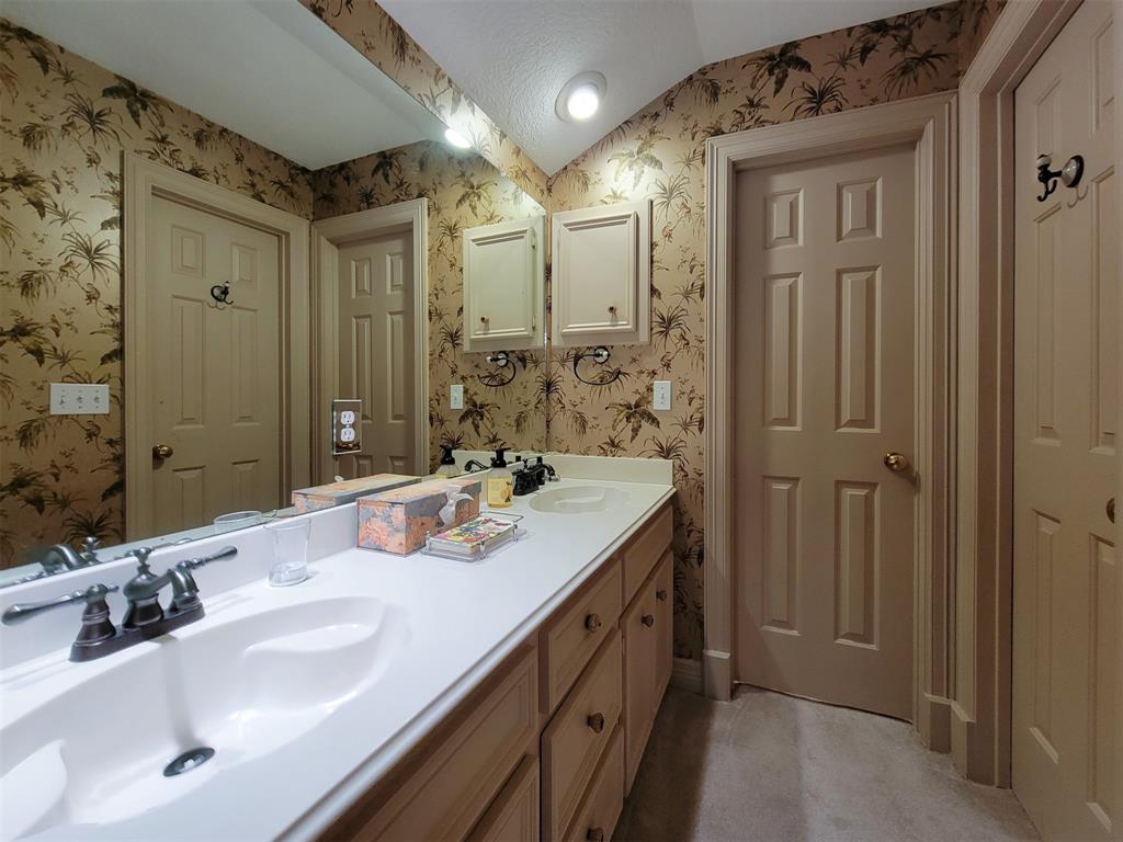 2018 2 Island Oak Street, Houston, Texas 77062, 4 Bedrooms Bedrooms, 10 Rooms Rooms,3 BathroomsBathrooms,Single-family,For Sale,Island Oak,55029896