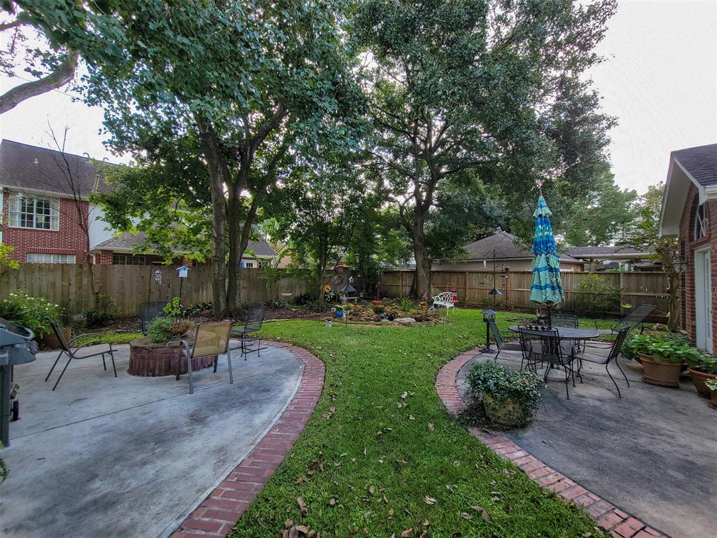 2018 2 Island Oak Street, Houston, Texas 77062, 4 Bedrooms Bedrooms, 10 Rooms Rooms,3 BathroomsBathrooms,Single-family,For Sale,Island Oak,55029896