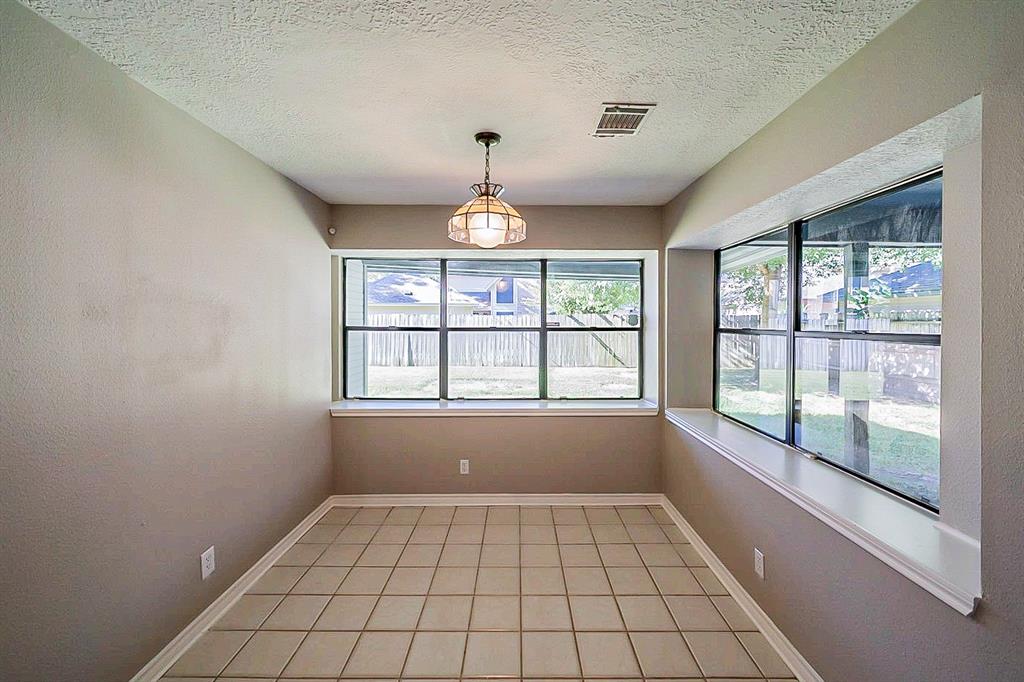 20707 2 Trellis Lane, Houston, Texas 77073, 5 Bedrooms Bedrooms, 5 Rooms Rooms,3 BathroomsBathrooms,Single-family,For Sale,Trellis,55177009