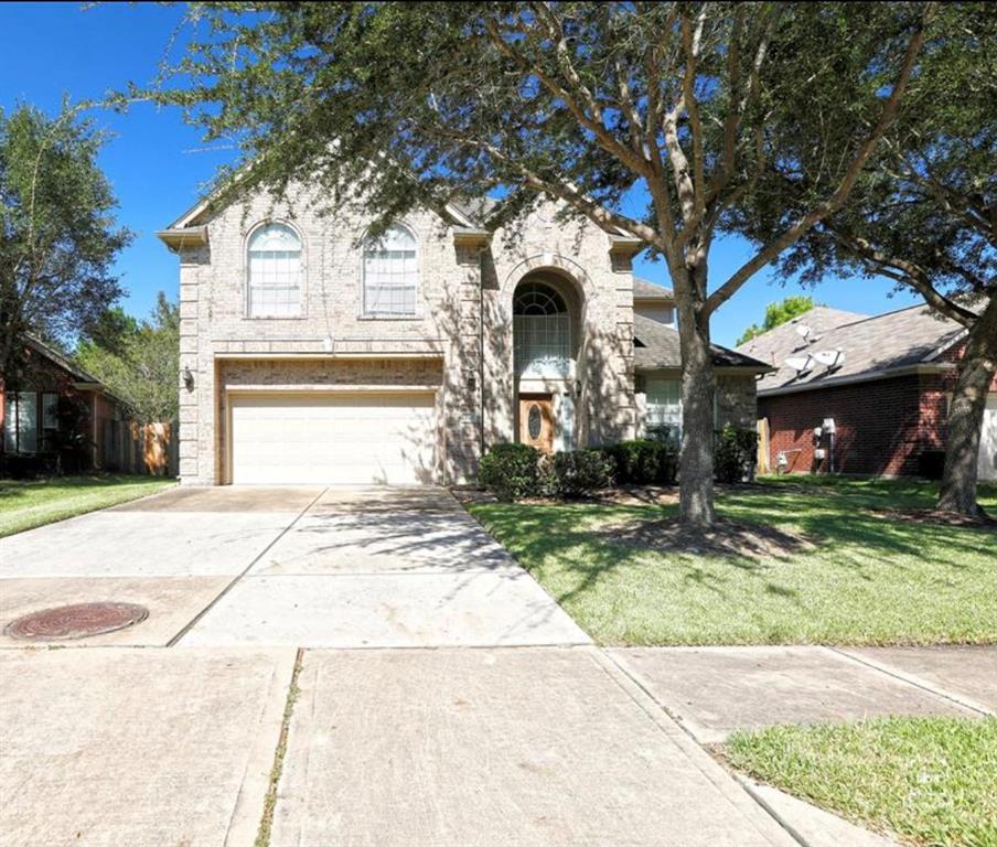 14934 2 White Forge Lane, Sugar Land, Texas 77498, 5 Bedrooms Bedrooms, 6 Rooms Rooms,2 BathroomsBathrooms,Single-family,For Sale,White Forge,20769221