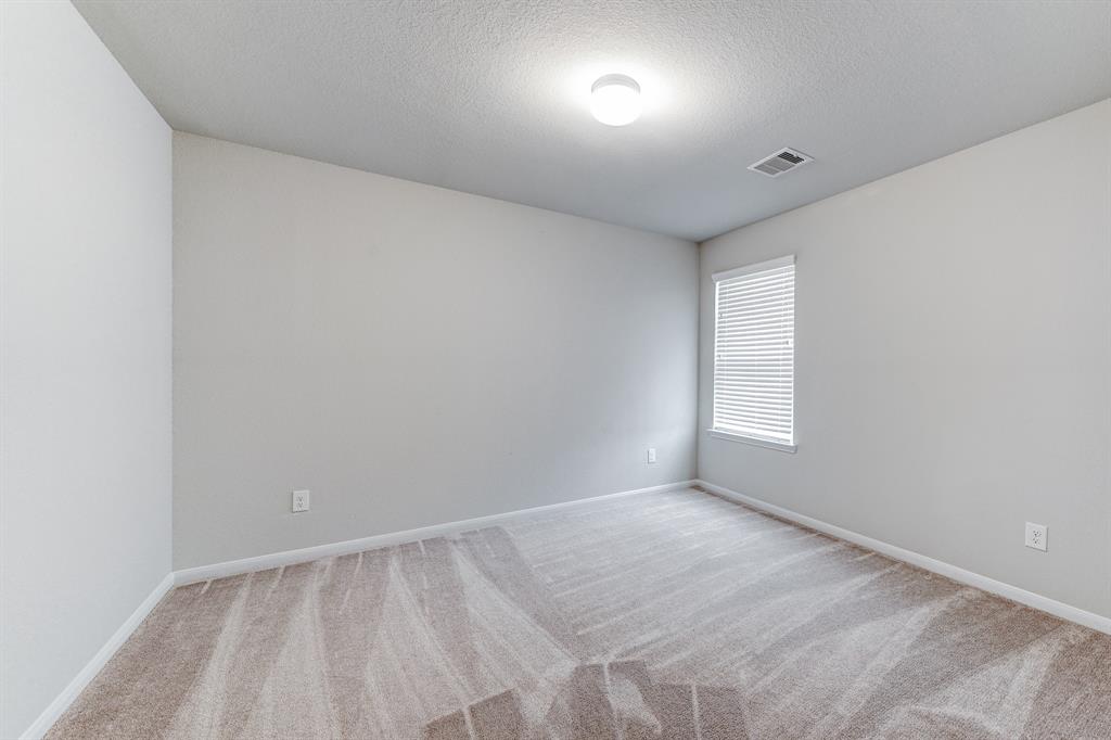 2702 1 Golden Hills Court, Fresno, Texas 77545, 4 Bedrooms Bedrooms, 10 Rooms Rooms,3 BathroomsBathrooms,Single-family,For Sale,Golden Hills,78794679