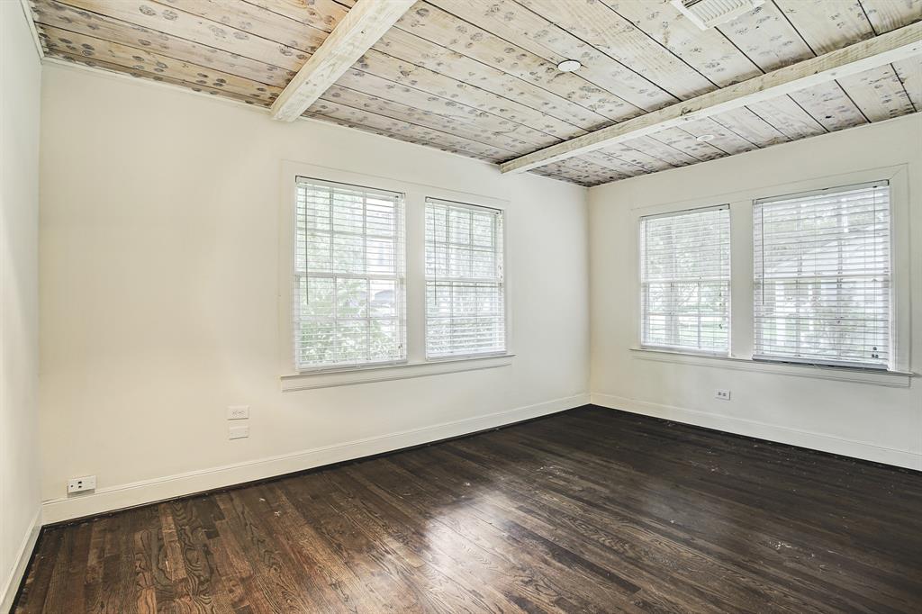 5608 1 Community Drive, Houston, Texas 77005, 2 Bedrooms Bedrooms, 5 Rooms Rooms,1 BathroomBathrooms,Single-family,For Sale,Community,85870661
