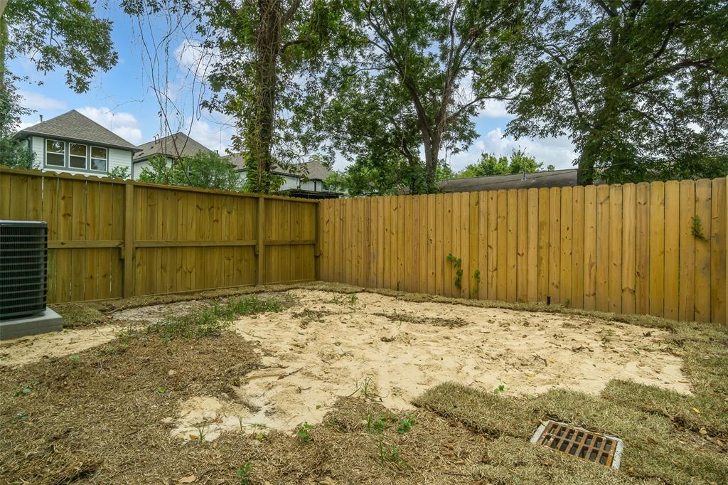 216 2 Oriole Street, Houston, Texas 77018, 3 Bedrooms Bedrooms, 6 Rooms Rooms,2 BathroomsBathrooms,Single-family,For Sale,Oriole,68820571