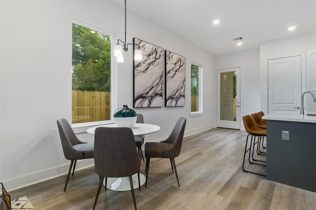 216 2 Oriole Street, Houston, Texas 77018, 3 Bedrooms Bedrooms, 6 Rooms Rooms,2 BathroomsBathrooms,Single-family,For Sale,Oriole,68820571