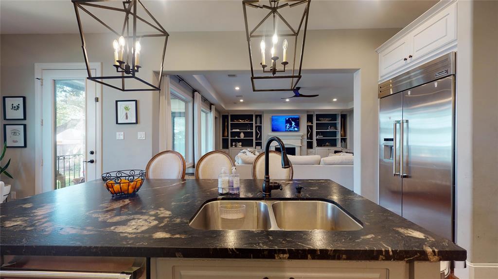 4026 2 Merrick Street, Houston, Texas 77025, 5 Bedrooms Bedrooms, 13 Rooms Rooms,4 BathroomsBathrooms,Single-family,For Sale,Merrick,74424332