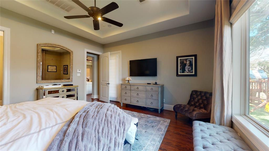 4026 2 Merrick Street, Houston, Texas 77025, 5 Bedrooms Bedrooms, 13 Rooms Rooms,4 BathroomsBathrooms,Single-family,For Sale,Merrick,74424332