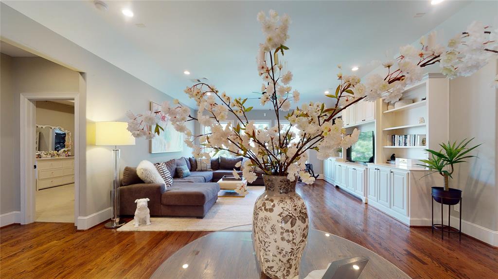 4026 2 Merrick Street, Houston, Texas 77025, 5 Bedrooms Bedrooms, 13 Rooms Rooms,4 BathroomsBathrooms,Single-family,For Sale,Merrick,74424332