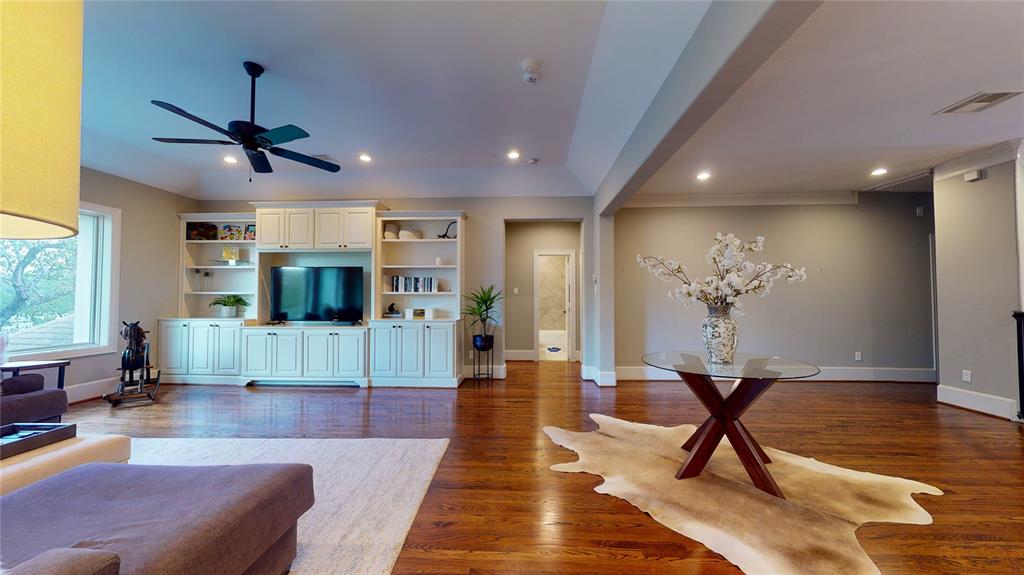 4026 2 Merrick Street, Houston, Texas 77025, 5 Bedrooms Bedrooms, 13 Rooms Rooms,4 BathroomsBathrooms,Single-family,For Sale,Merrick,74424332