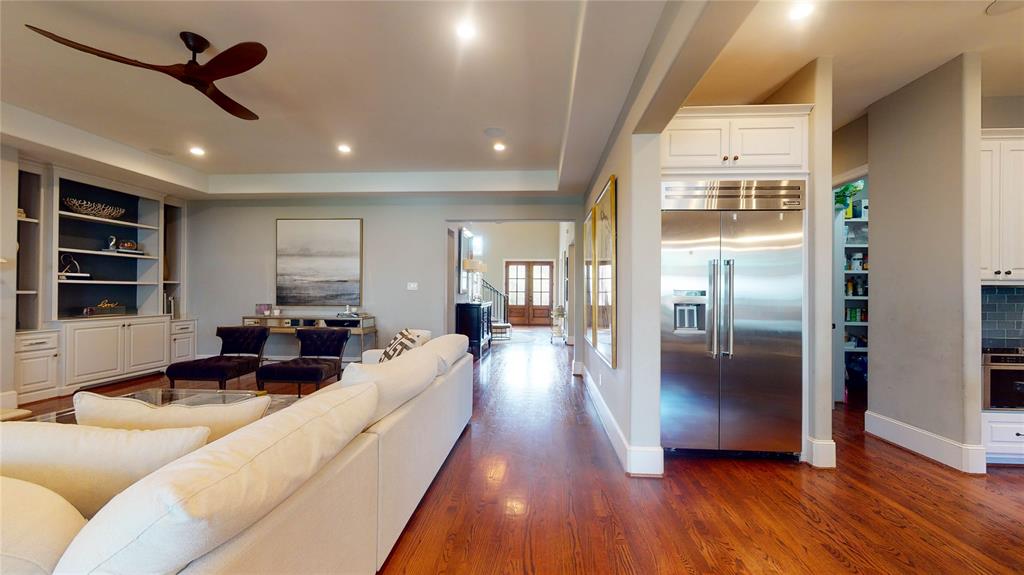4026 2 Merrick Street, Houston, Texas 77025, 5 Bedrooms Bedrooms, 13 Rooms Rooms,4 BathroomsBathrooms,Single-family,For Sale,Merrick,74424332