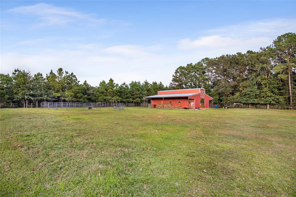 20197 1.5 Old Highway 105, Cleveland, Texas 77328, 3 Bedrooms Bedrooms, 9 Rooms Rooms,2 BathroomsBathrooms,Single-family,For Sale,Old Highway 105,28659606