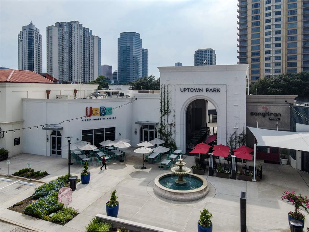 6804 Westview Drive, Houston, Texas 77055, 2 Bedrooms Bedrooms, 7 Rooms Rooms,2 BathroomsBathrooms,Mid/hi-rise Condo,For Sale,OTHER,Westview,79511799