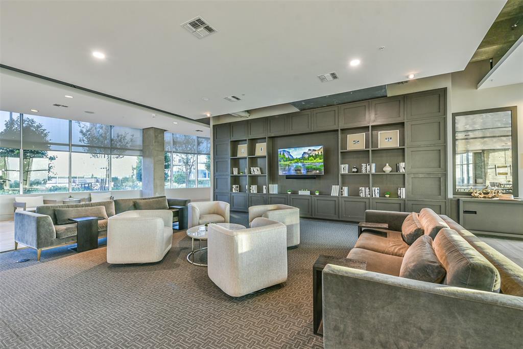 5925 Almeda Road, Houston, Texas 77004, 2 Bedrooms Bedrooms, 5 Rooms Rooms,2 BathroomsBathrooms,Mid/hi-rise Condo,For Sale,THE MOSAIC ON HERMANN PARK,Almeda,85413333