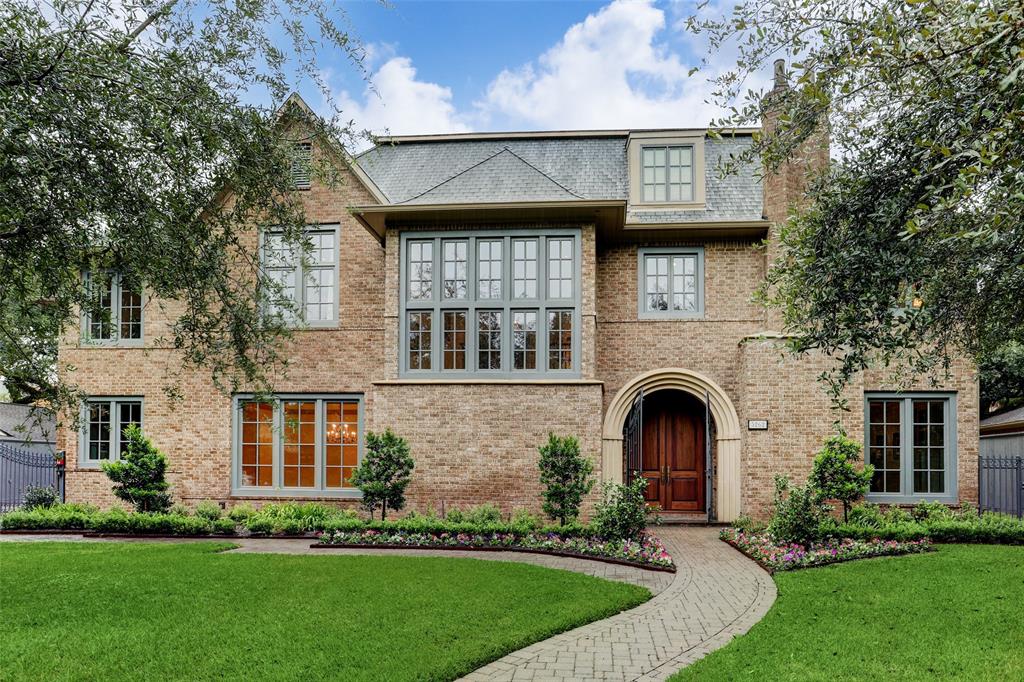 5262 3 Huckleberry Lane, Houston, Texas 77056, 5 Bedrooms Bedrooms, 17 Rooms Rooms,5 BathroomsBathrooms,Single-family,For Sale,Huckleberry,10518324