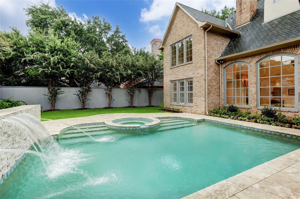 5262 3 Huckleberry Lane, Houston, Texas 77056, 5 Bedrooms Bedrooms, 17 Rooms Rooms,5 BathroomsBathrooms,Single-family,For Sale,Huckleberry,10518324