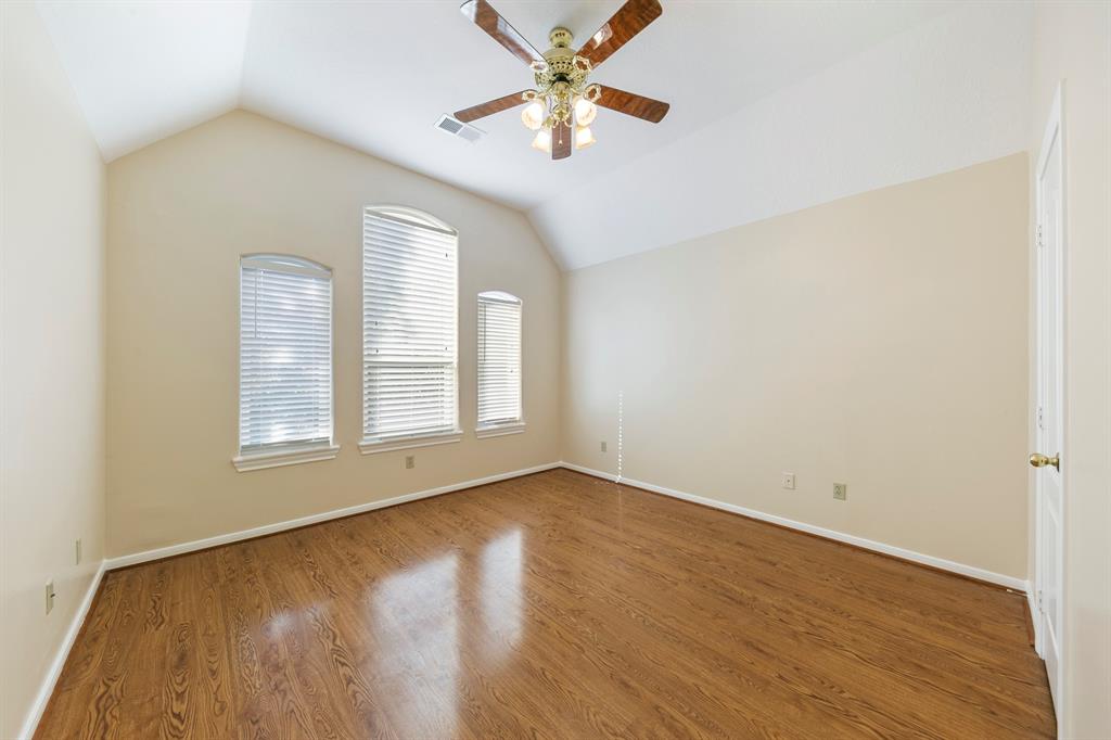 13614 2 Lakeshore Way Court, Houston, Texas 77077, 5 Bedrooms Bedrooms, 5 Rooms Rooms,4 BathroomsBathrooms,Single-family,For Sale,Lakeshore Way,73024446