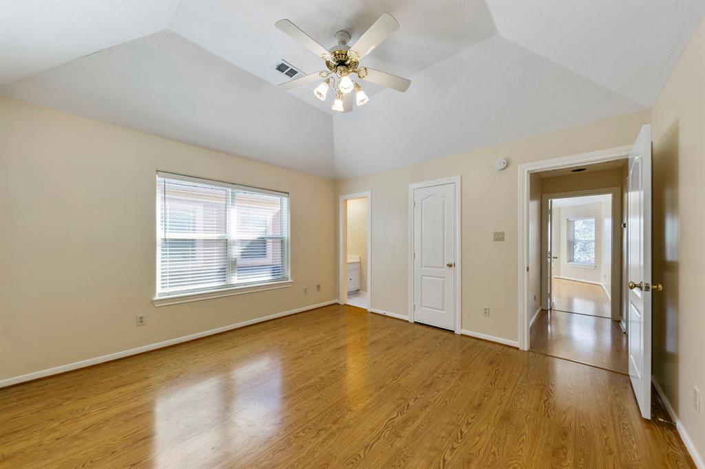 13614 2 Lakeshore Way Court, Houston, Texas 77077, 5 Bedrooms Bedrooms, 5 Rooms Rooms,4 BathroomsBathrooms,Single-family,For Sale,Lakeshore Way,73024446