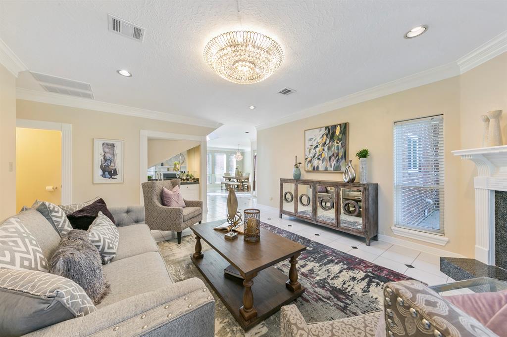 13614 2 Lakeshore Way Court, Houston, Texas 77077, 5 Bedrooms Bedrooms, 5 Rooms Rooms,4 BathroomsBathrooms,Single-family,For Sale,Lakeshore Way,73024446