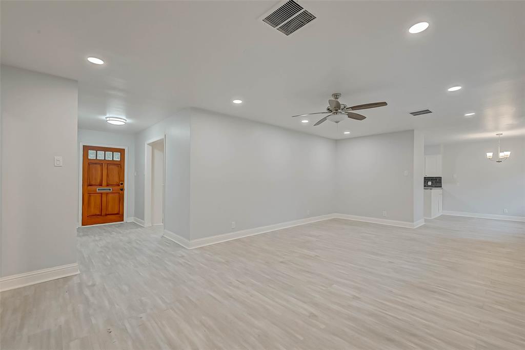 5402 1 Indigo Street, Houston, Texas 77096, 3 Bedrooms Bedrooms, 8 Rooms Rooms,2 BathroomsBathrooms,Single-family,For Sale,Indigo,65630299